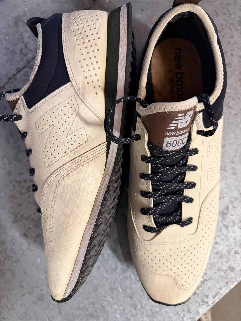 New Balance 600c